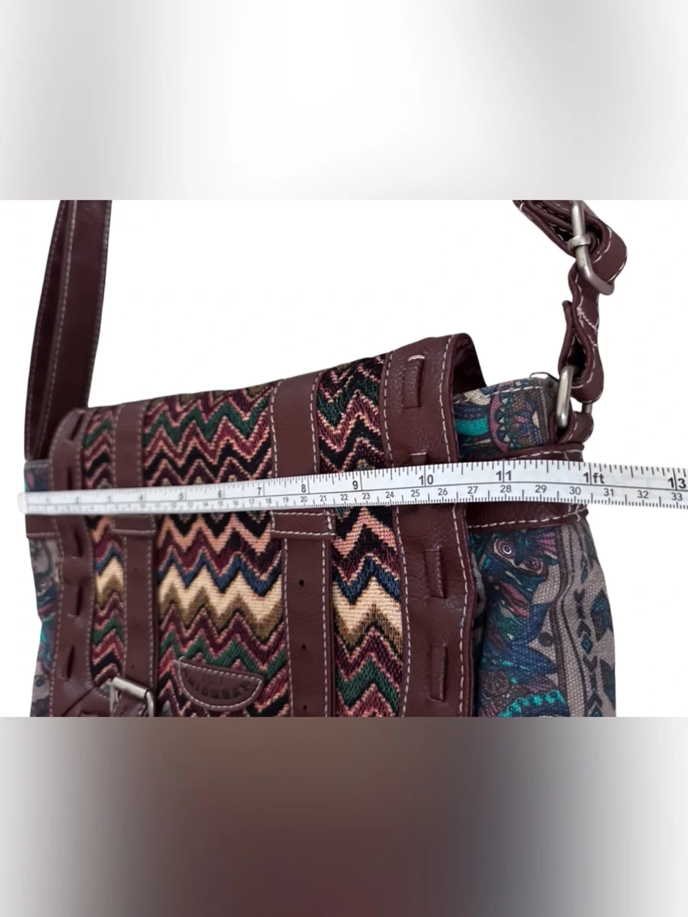 Stylish Multicolor Chevron Men’s Messenger Bag with Brown Leather Trim